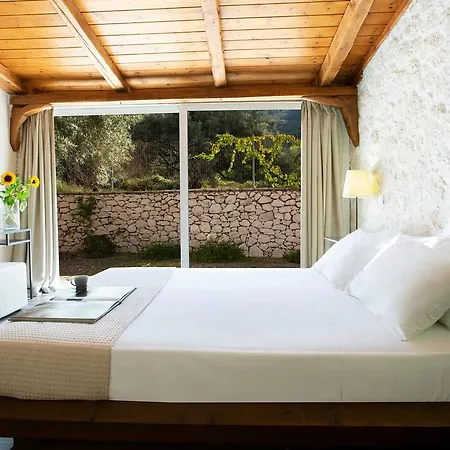 Niriides Villa
